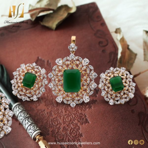 Gold Pendant Design